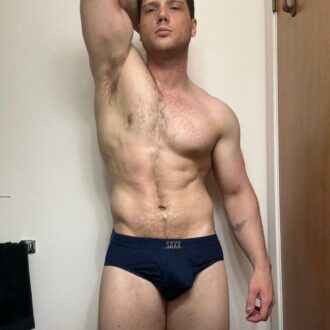 Beau gay musclé cherche tout plan cul sur Toulouse